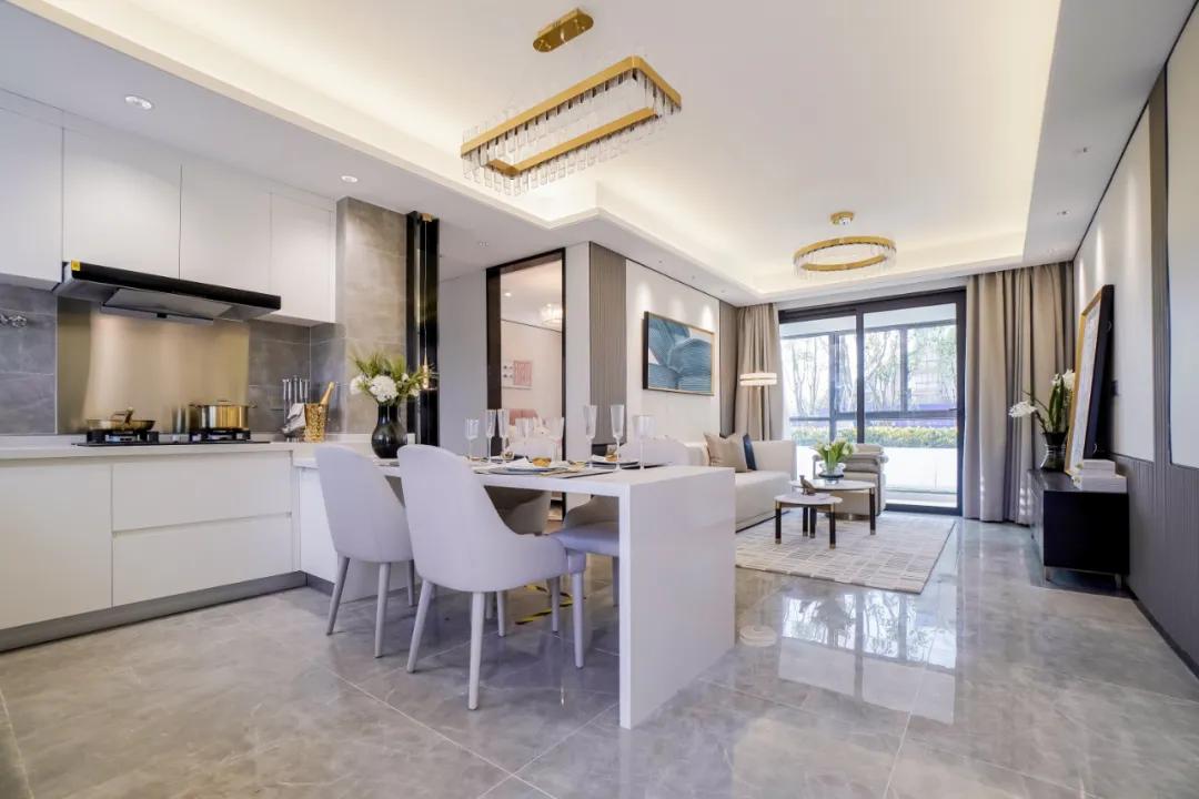 高颜值生活家丨城市升级诗，印刻卓越集团DNA式的人居经典