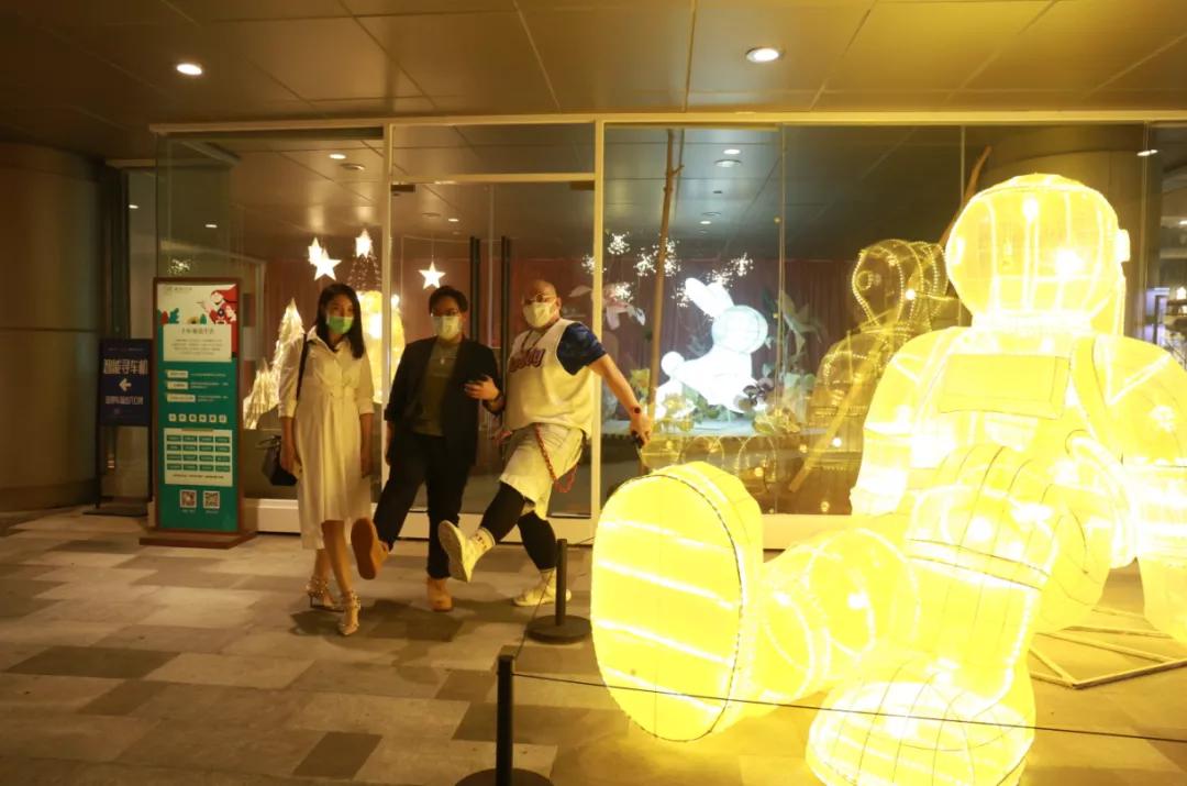 《喺咪松D先》加餐版！携手大旧Bob，带你周末哨街叉叉电~