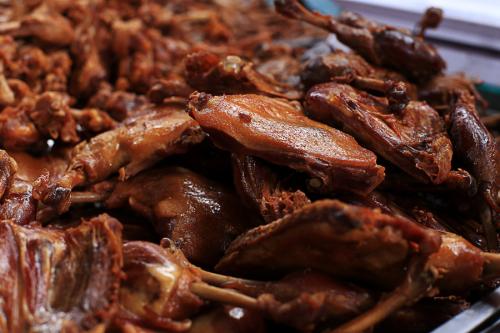 卤味卖不完怎么加热好吃,卤味摊那么多卤味卖不完怎么办