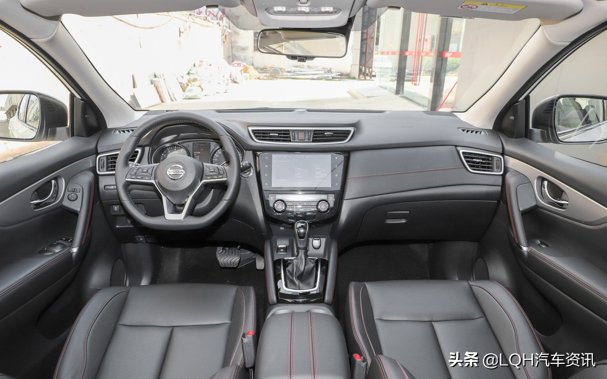 日产逍客哪款车最值得买,17万落地逍客是什么配置