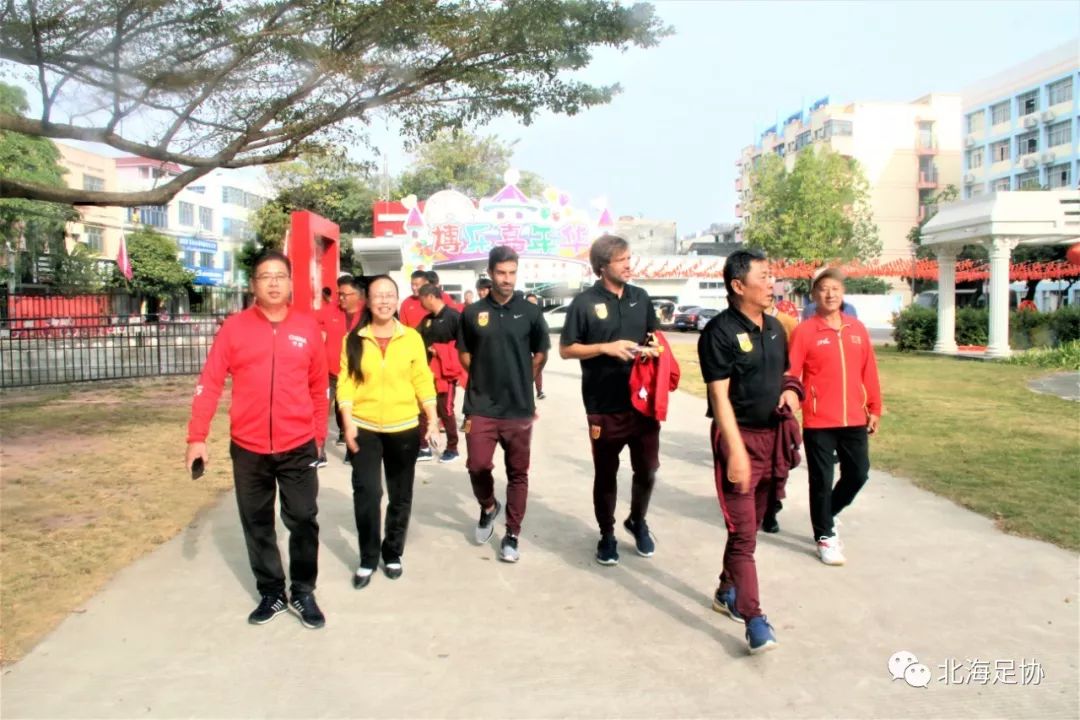 与世界球星同行,2024年北海青少年足球赛事