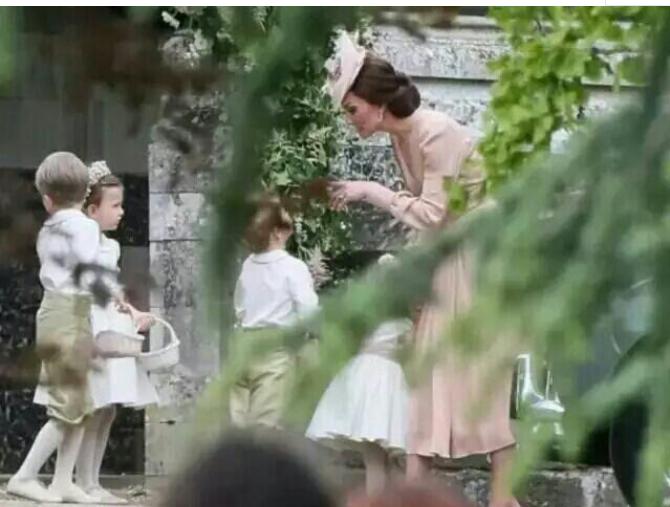 经常对孩子大吼大叫的严重后果,对孩子大吼大叫会产生什么影响