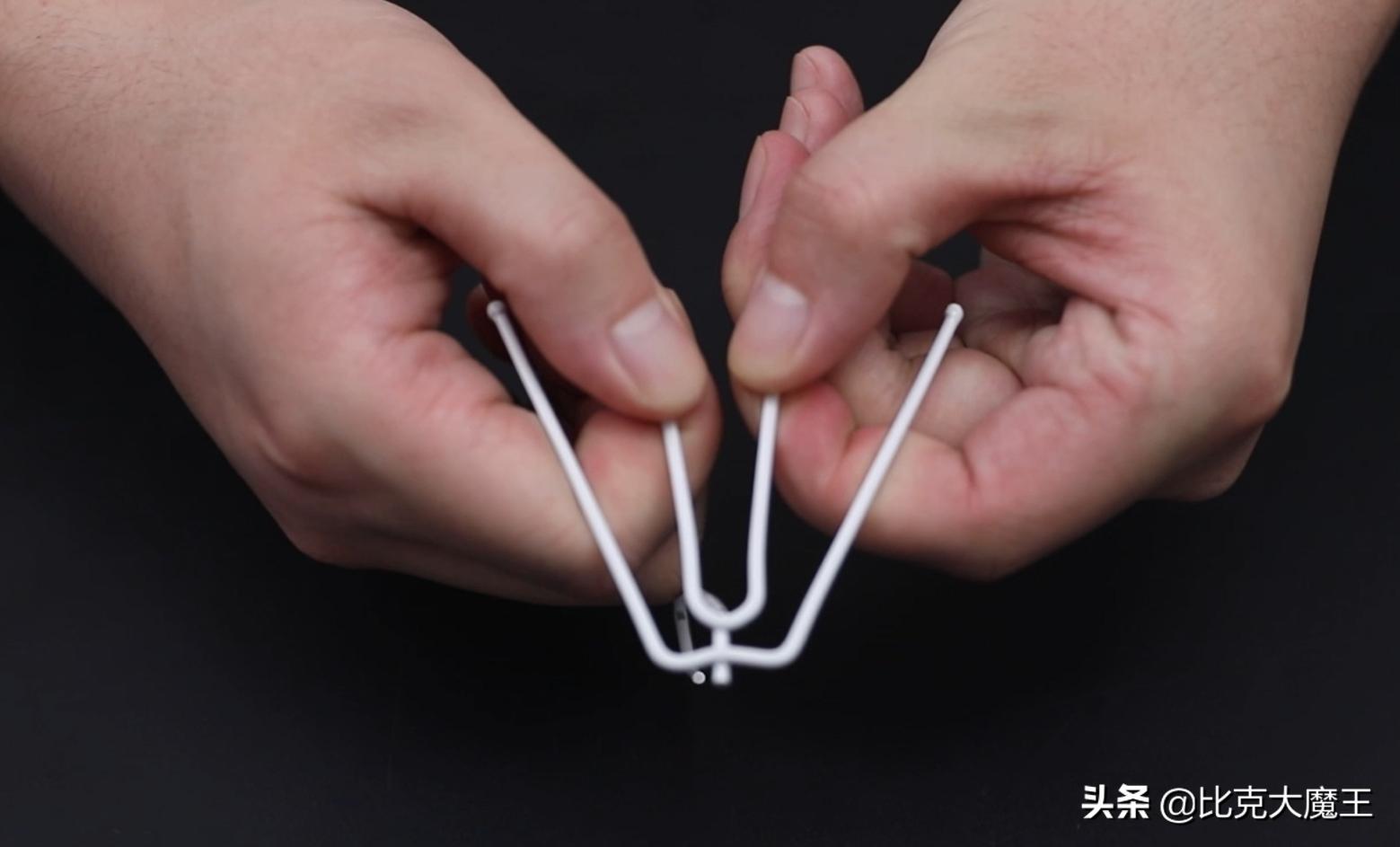 快速剥瓜子皮方便方法,用夹子剥瓜子小妙招