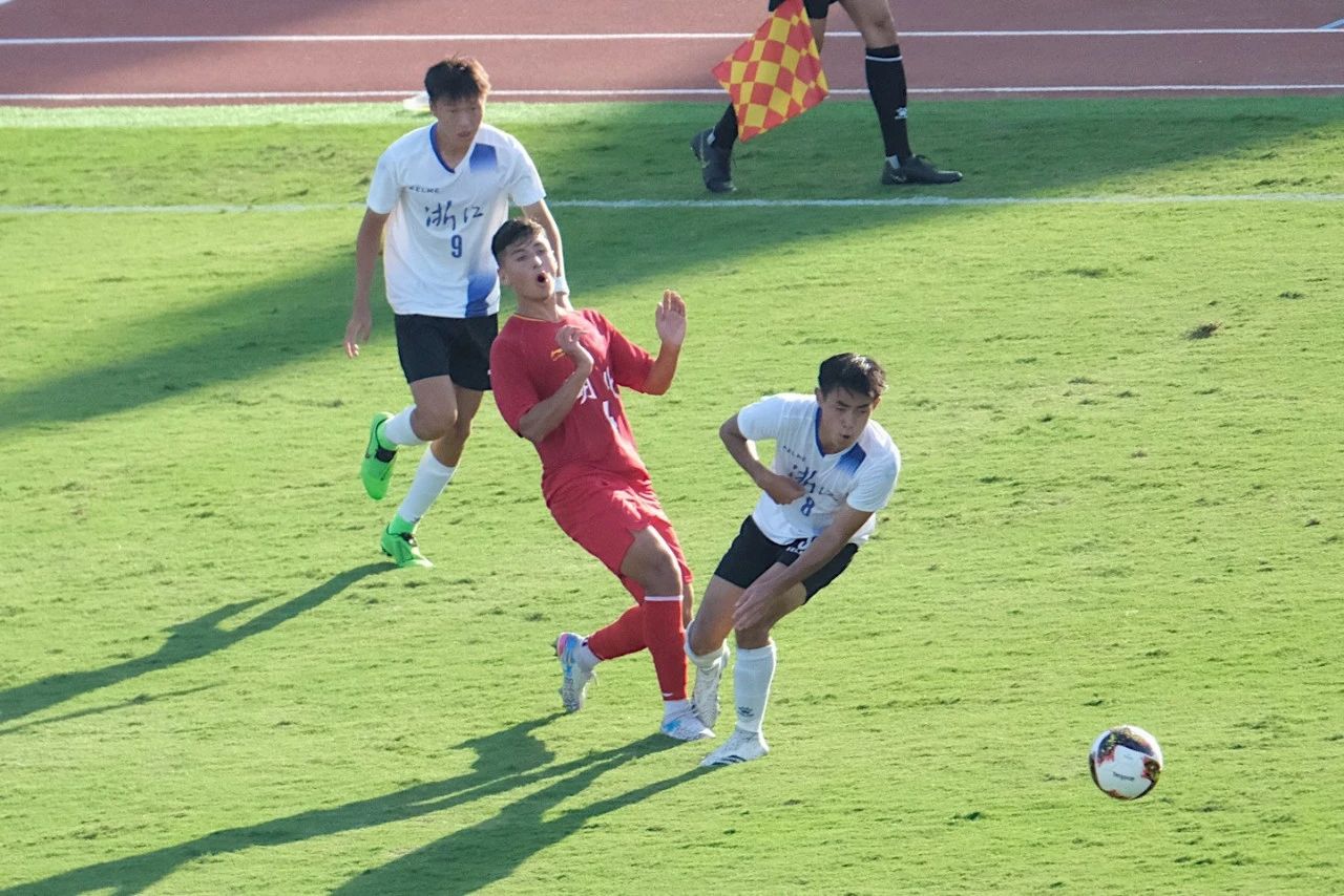 尖峰对决队,上海全运男足u20队名单