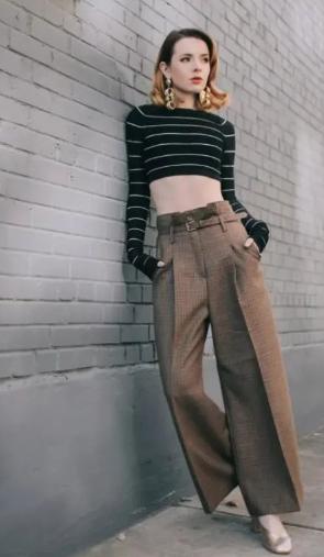 今年新流行奶奶鞋洋气百搭显高挑,今年流行的奶奶鞋怎么搭配才好