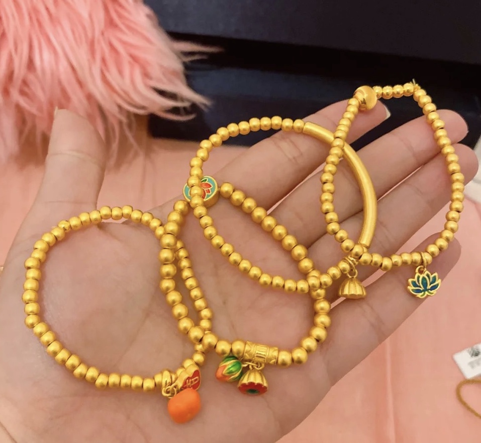 想卖掉黄金还去哪里合适,黄金手镯哪里卖掉划算