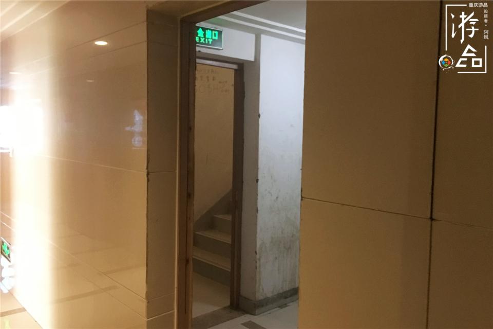 重庆外拍地盘点：最硬核的工业风——南坪协信天台