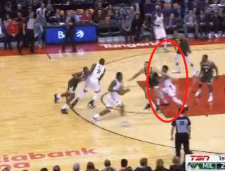 猛龙队底线球战术,纳斯最新战术