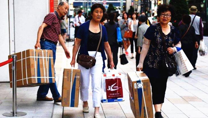 温州产的30元枕头在泰国卖8000，国外商家坦言：中国游客的钱好赚