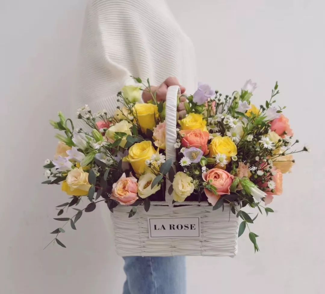 注册花艺工作室和花店,花艺店还是花艺馆