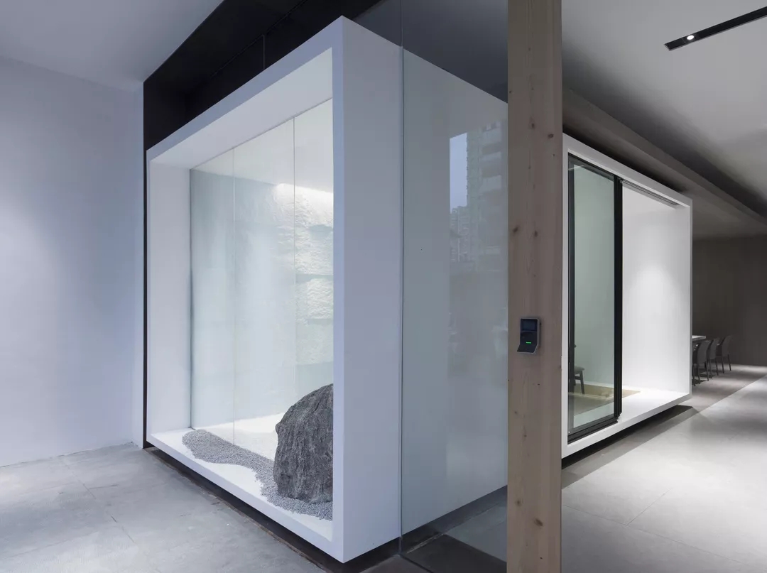 一个被遗忘的城市边角如何通过设计成为视觉焦点?