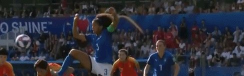 女足出局王霜痛哭原视频,中国女足王霜今日最新消息