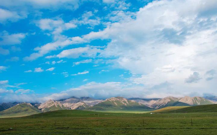 中国最美的八大草原,夏天旅游,与草原最配哦