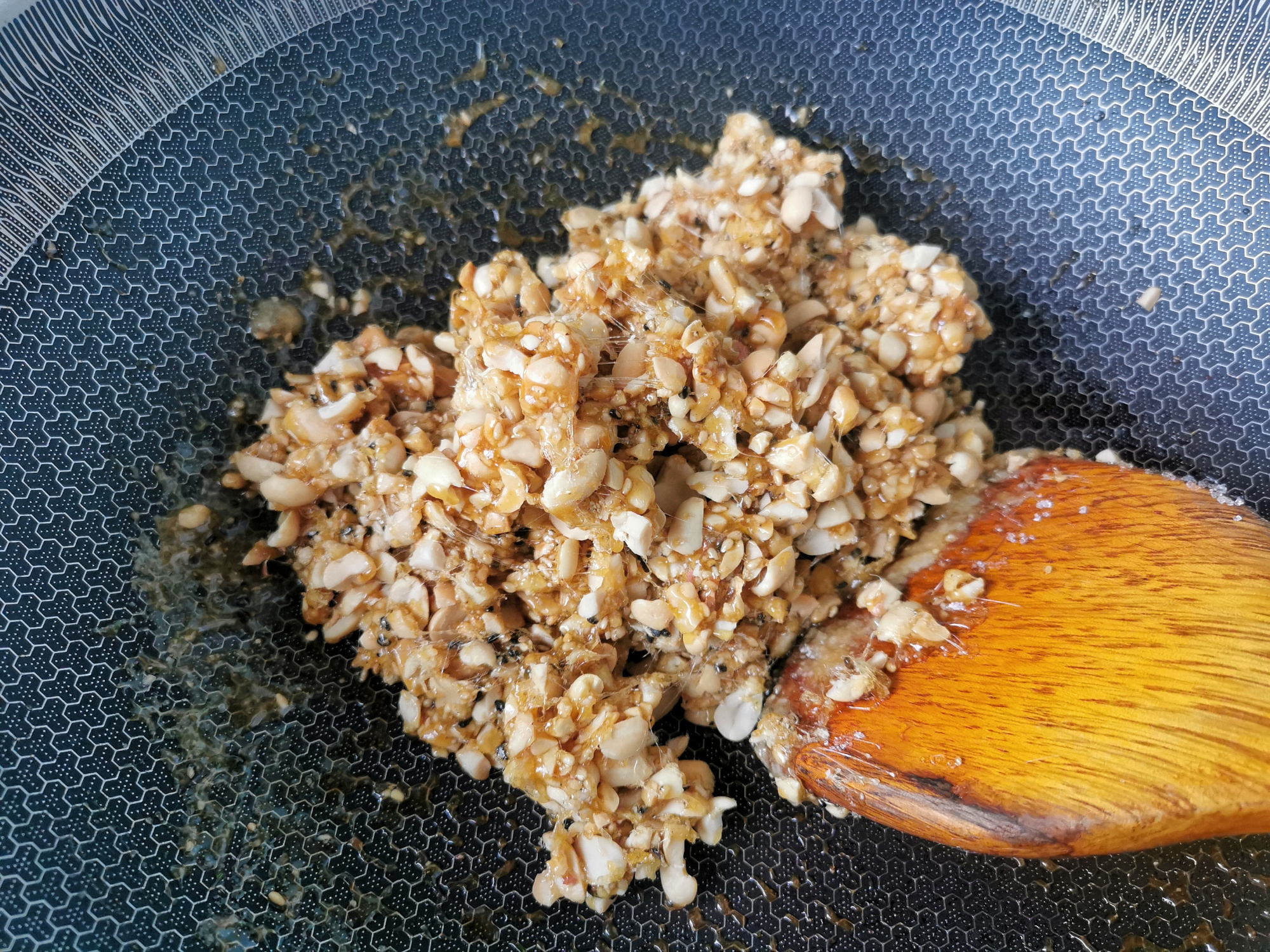 无蔗糖花生酥制作,花生酥糖的糖浆怎么做