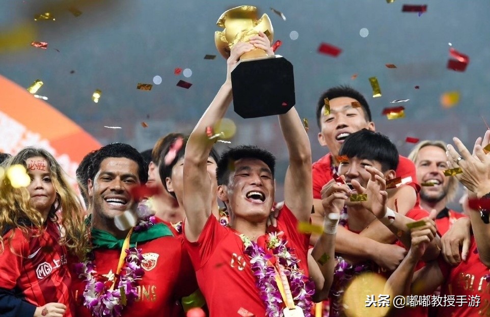 实况手游中超联赛,实况足球手游送梅西