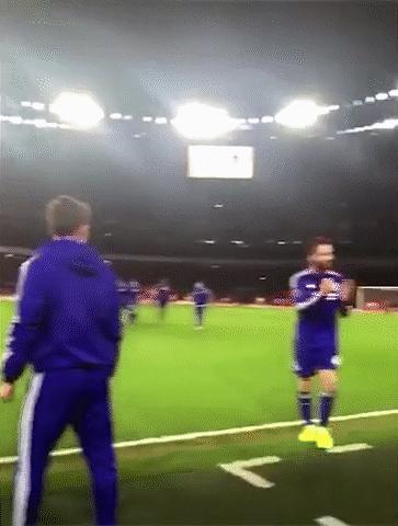 从队长到叛徒,16岁成名的他获得过无数的荣誉,却换不来一句原谅