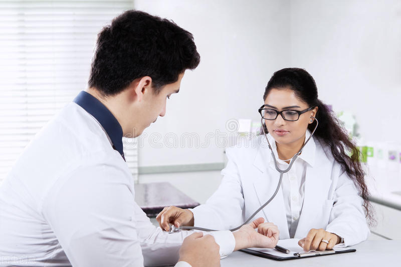 肾病尿蛋白3+怎么办怎么能降下去,肾病尿蛋白用药控制