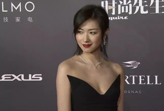 张雨绮装杨幂视频,张雨绮杨幂脸部高清特写