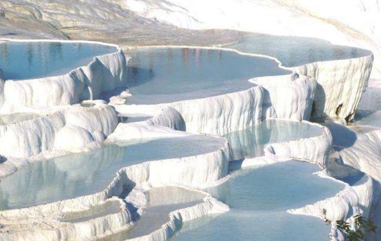 土耳其治疗心脏病的温泉,土耳其温泉瀑布