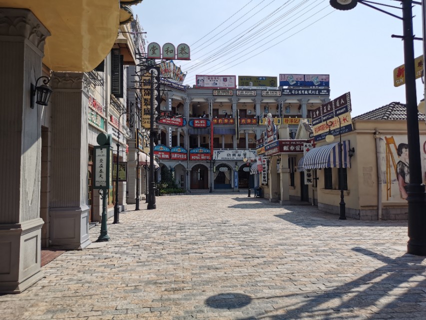 横店影视城广州街香港街春节攻略,广州街香港街和明清宫苑在一起吗