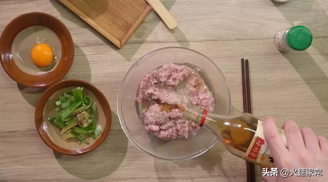 火哥抄手馅做法,四川红油云吞的做法