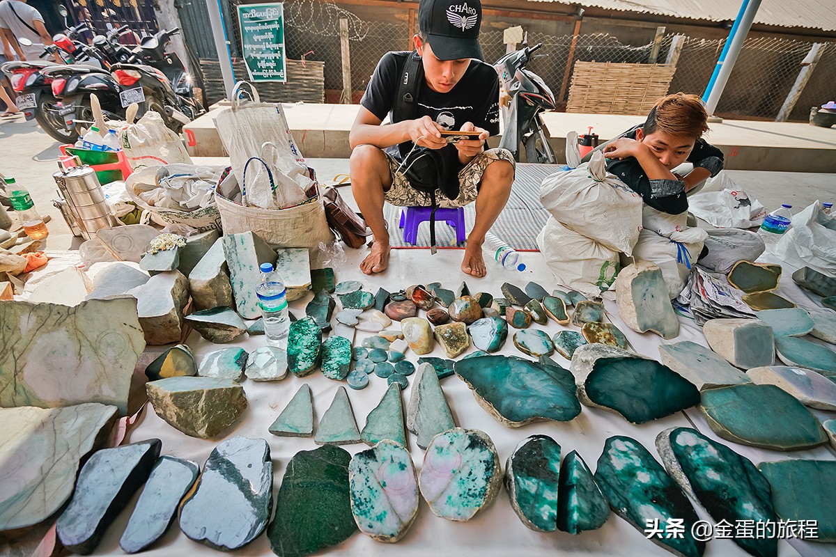 揭秘缅甸曼德勒小众景点，缅甸最大的翡翠市场，跌眼镜的地摊景象
