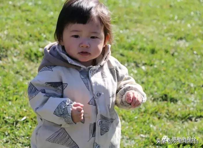 太热闹!弥勒花海、人海、车海、舞海...这些人上镜了!