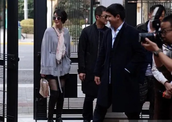 主持人李亚鹏情商 (李亚鹏现在的感情状况)