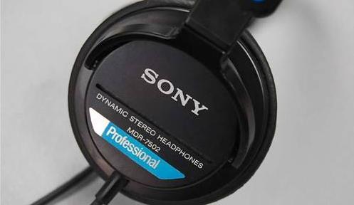 世界公认的十大耳机品牌,全球公认十大顶级耳机品牌