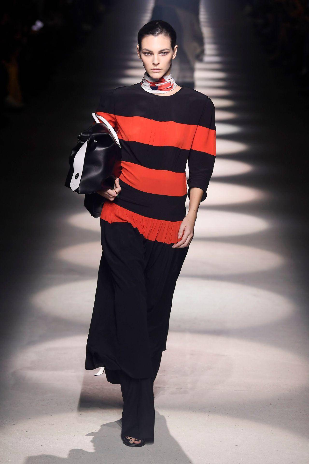 chanel早春秀,chanel2021成衣展