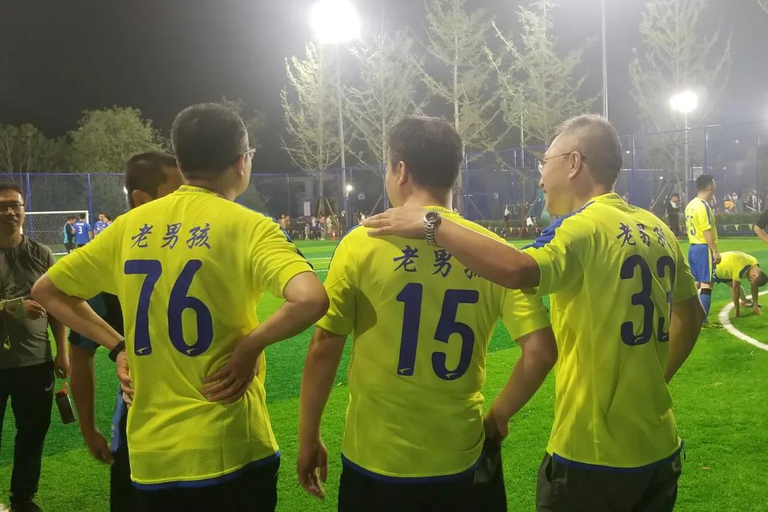 体育公园篮球梦,清徐老男孩篮球馆