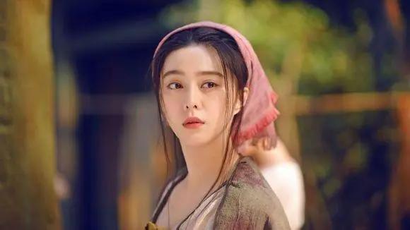 范冰冰被曝欠6亿代言赔偿金,范冰冰咋判得那么轻