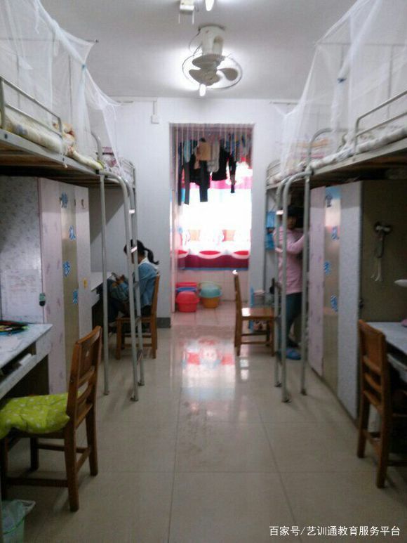 文科大学宿舍条件排名,全国学院宿舍条件排名