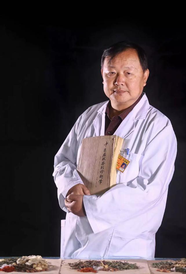 同安堂老病人扎堆义诊现场“圆了我的求子梦”本周行妇科义诊