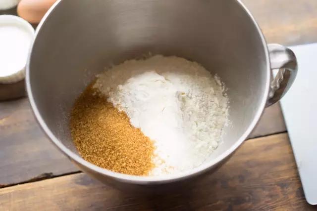 不用裱花的蛋糕图片,家庭版蛋糕造型没有裱花