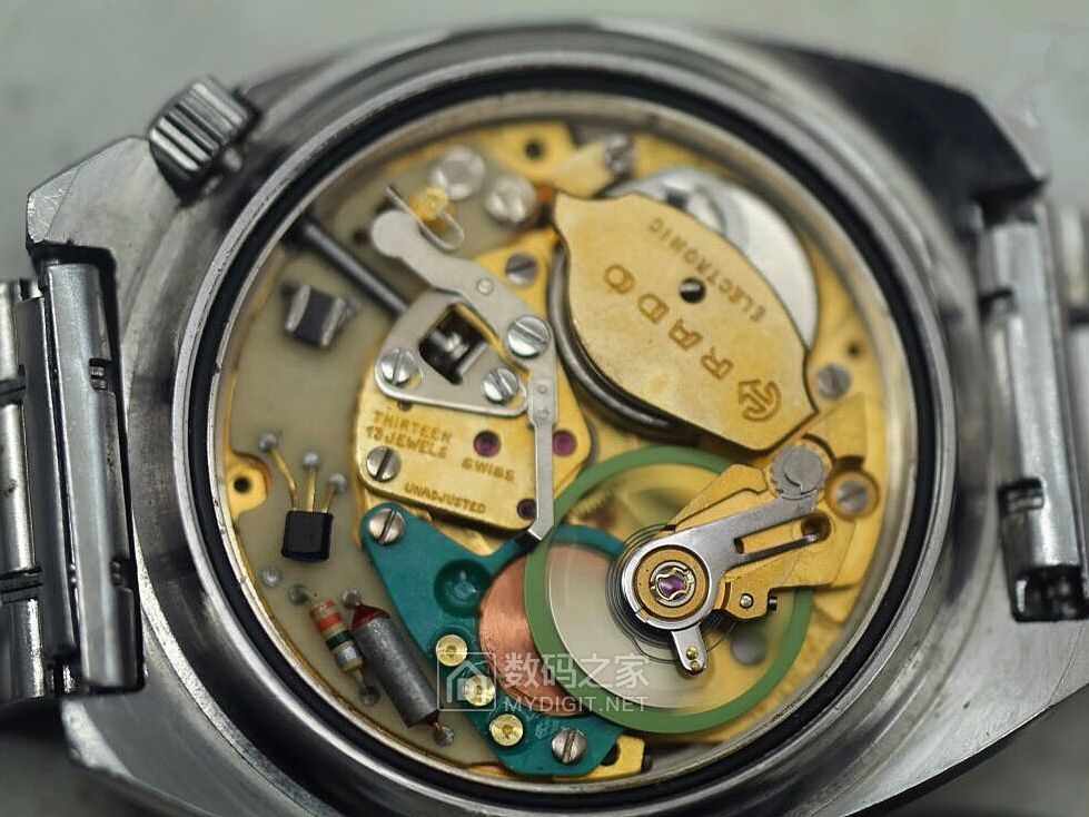 收了一块精工Dolce系列的小金表（6030-5200T），稍微打理一下