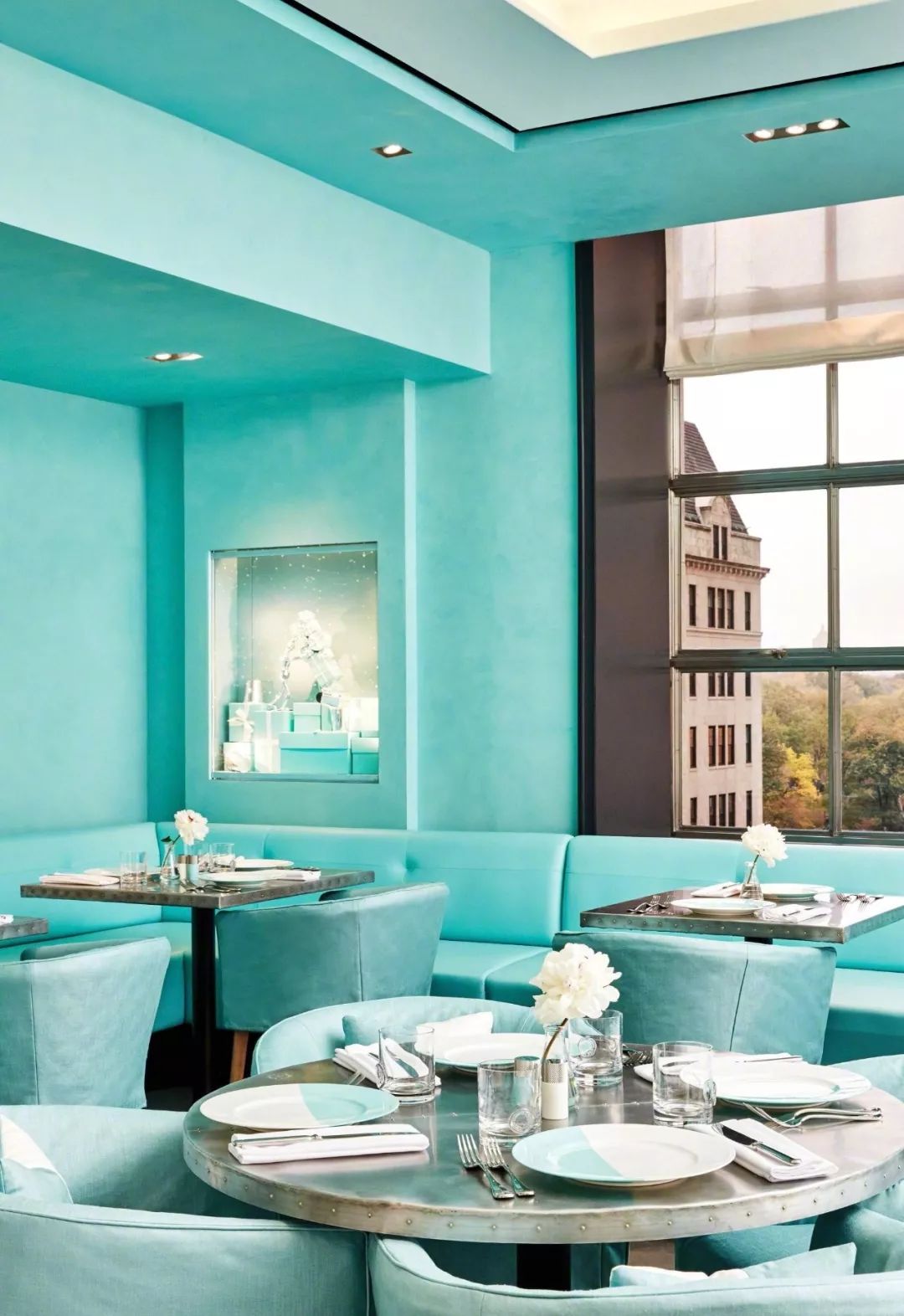 lv最经典单品,lv的跨界合作