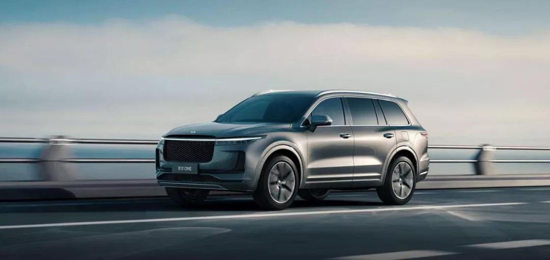 48寸全面屏新车,2019新车48寸屏