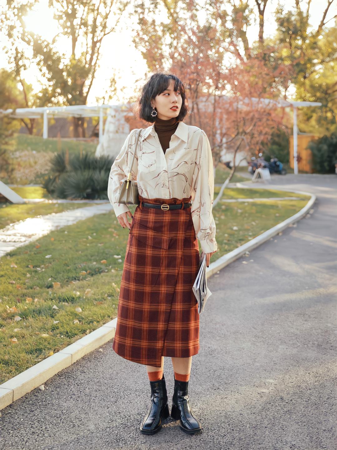 胖mm粗腿马丁靴冬季加绒羊羔绒,今年最火的中筒靴粗腿圆头马丁靴