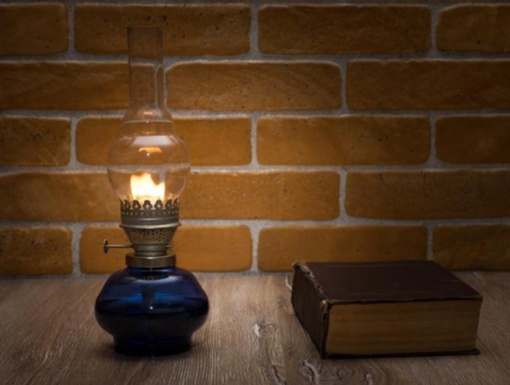 鍛婅鑰呰鍚庢劅,鍛婅鑰呬功鍘熸枃