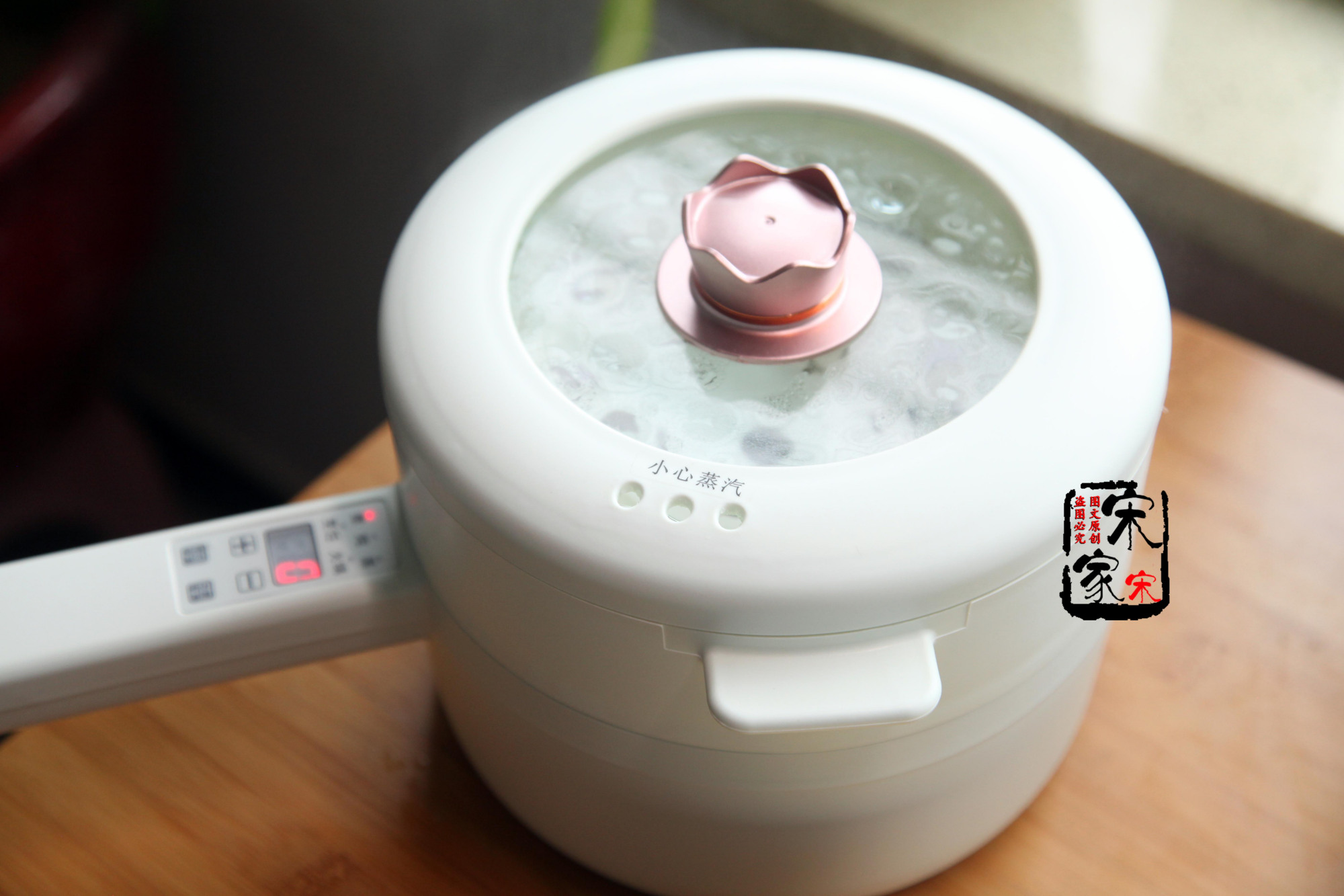 好吃嫩滑的水蛋,蒸水蛋怎么才能又滑又嫩没有蜂窝