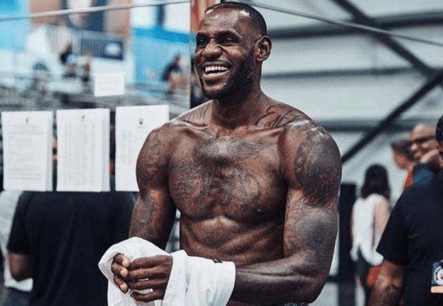 不去健身房可以把身体练壮吗,不去健身房能练胸肌吗