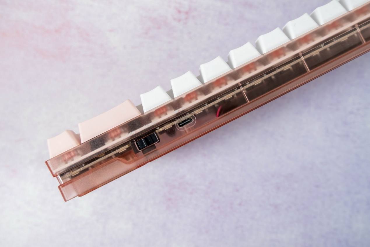 款款优秀，组合起来吃鸡更轻松，机械师游戏套装体验