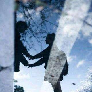 顾城的心情短语,顾城经典语录朋友圈