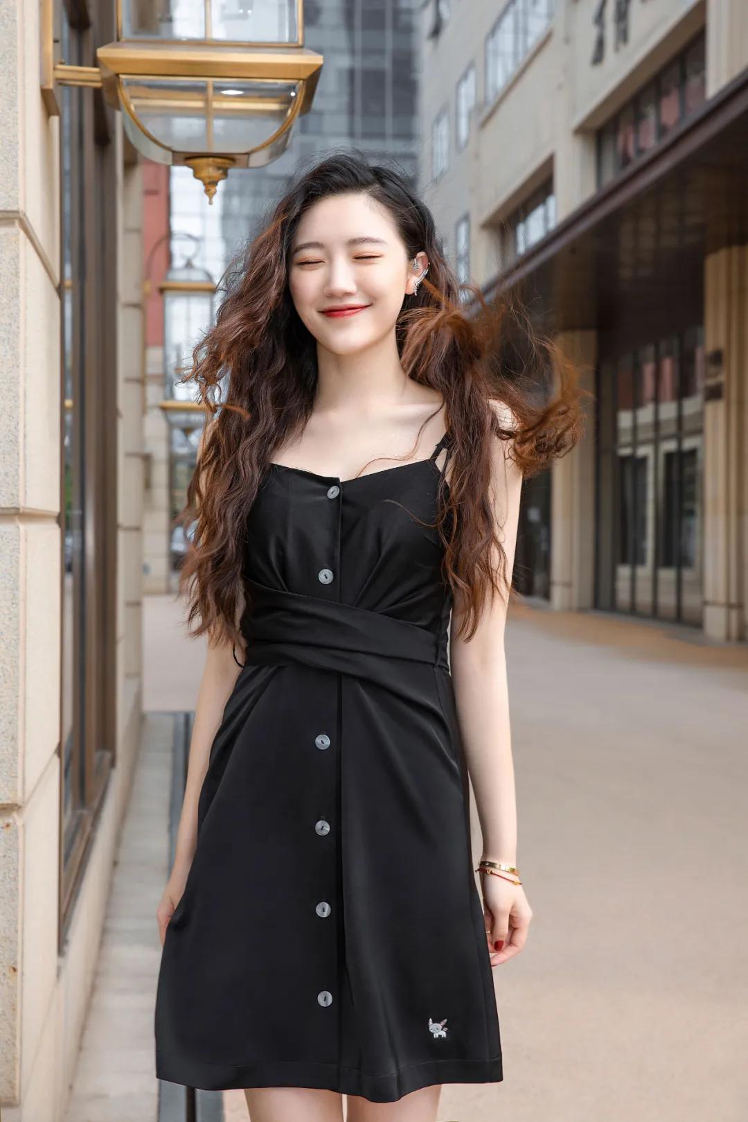 韩都衣舍联名黑t,韩都衣舍联名系列合集