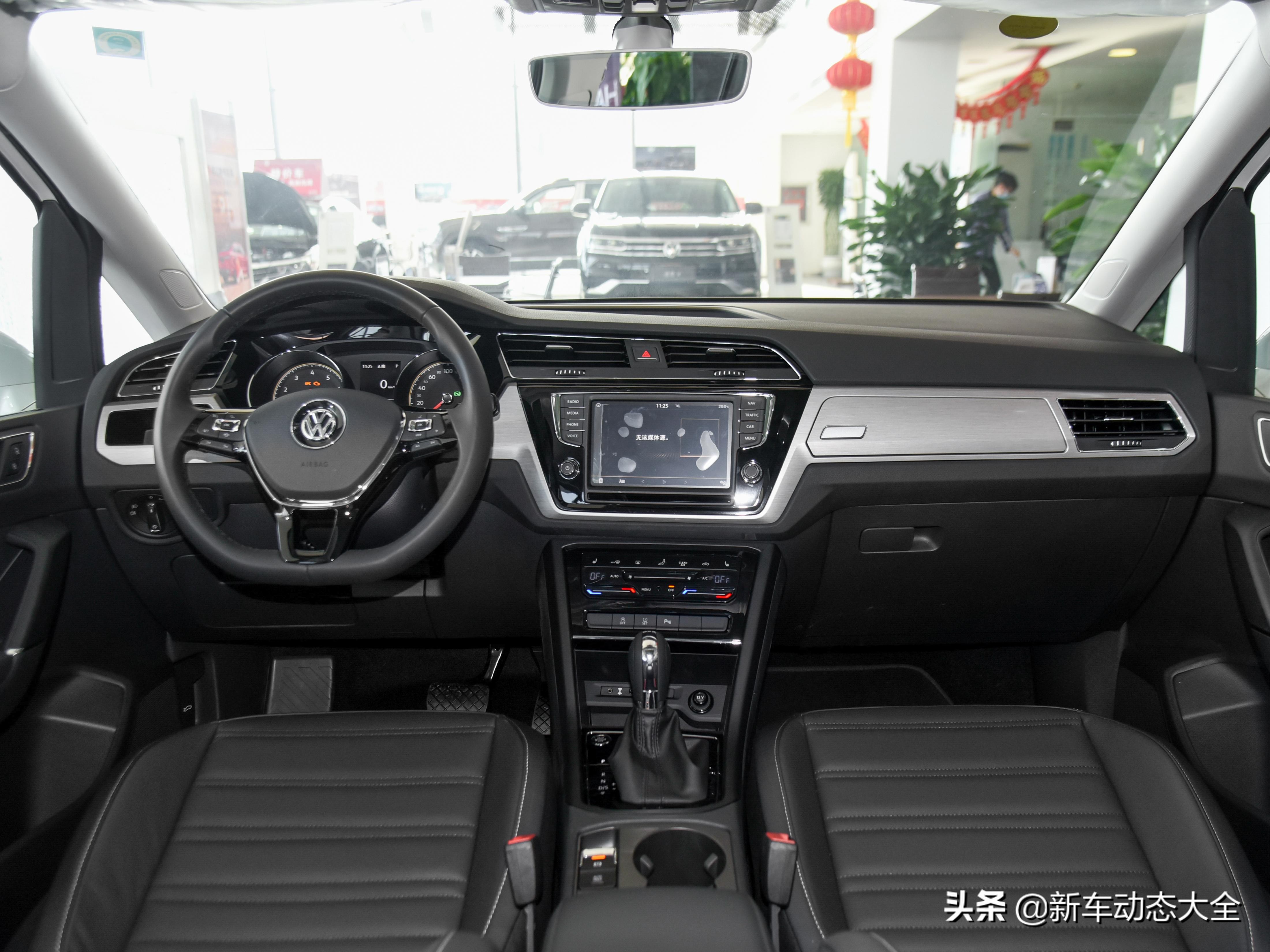 大众途安改装座椅小桌板案例,18年大众途安座椅加装小桌板