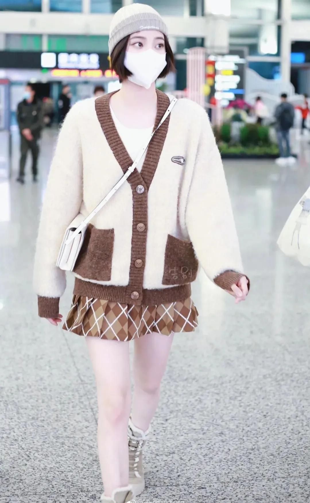 什么款式的马丁靴春夏秋冬都百搭,小个子增高马丁靴新款百搭时尚