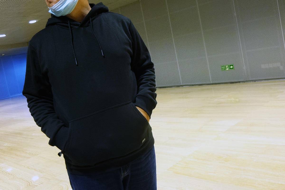 卫衣哪款质量好还保暖,连帽卫衣哪个牌子保暖性好