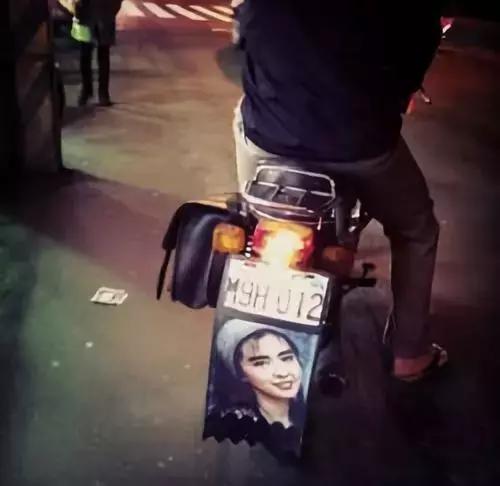 閰掍簳娉曞瓙蹇冧腑鍏呮弧浜嗕綘,閰掍簳娉曞瓙鐙櫧