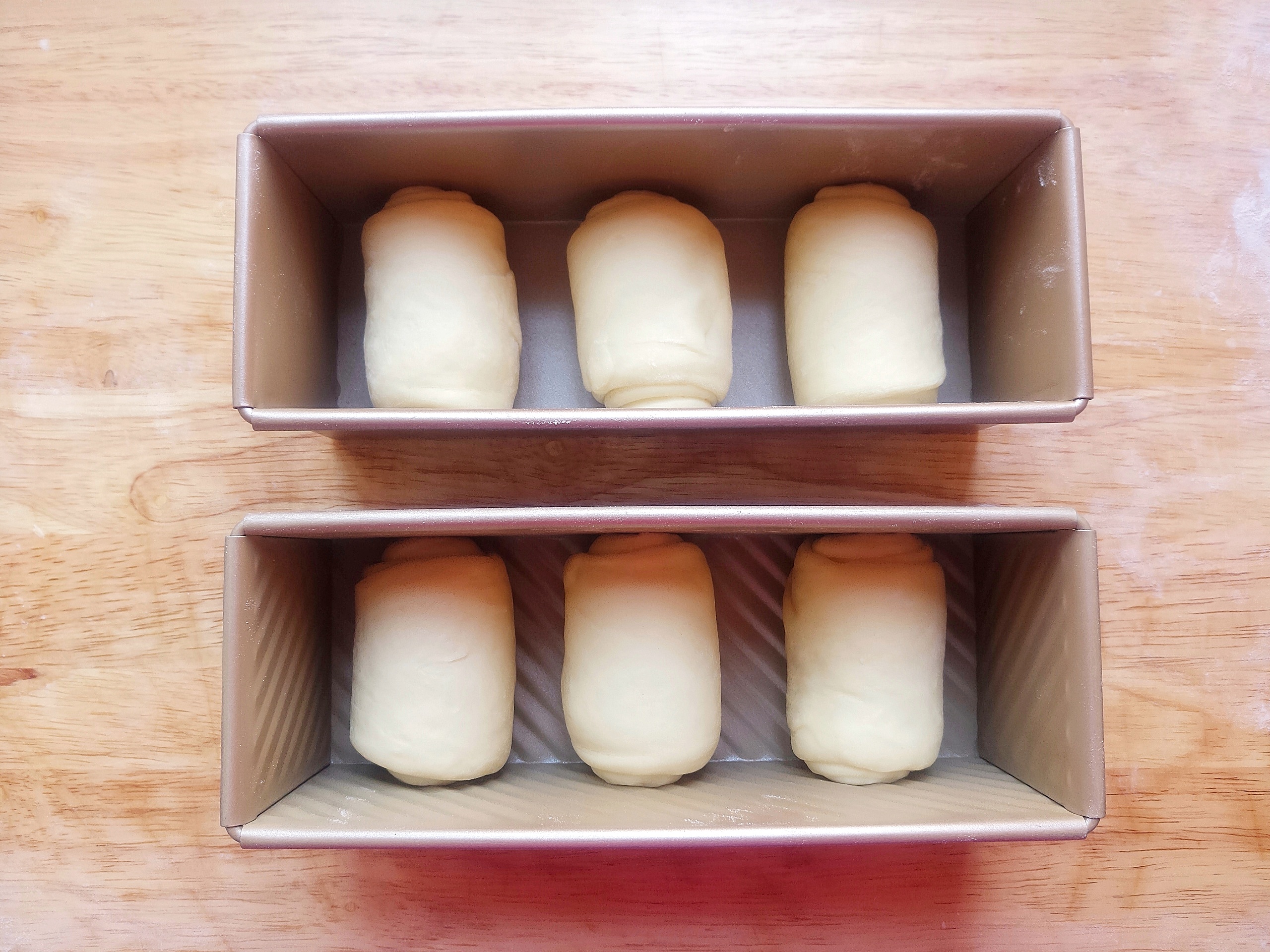 自制吐司家常做法,自己做吐司要想柔软好吃又拉丝